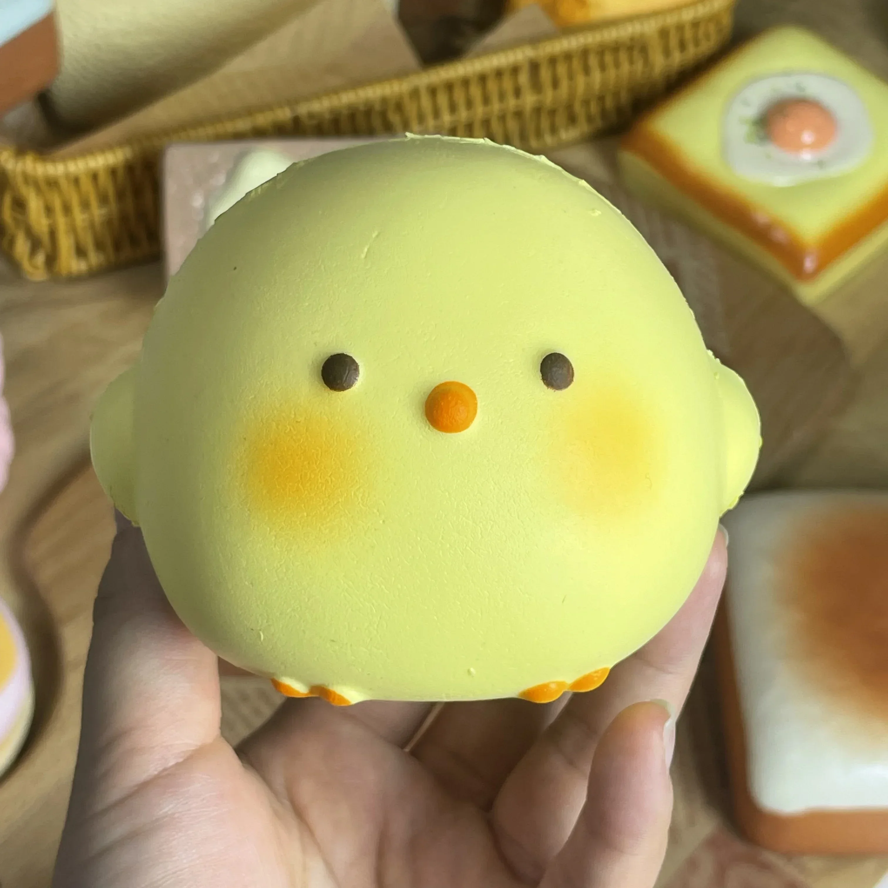 핫! 귀여운 대형 병아리 스퀴시 장난감, 느린 반응 스 - Kids' Toy 리뷰 및 가격